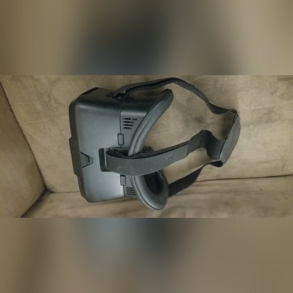 VR for Smartphones (Reserved) - Picture 5 of 8